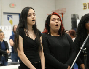 Ashley Ruiz, left, sings at a concert at the College and Career Day on November 2, 2022. /Ron Espinola • The Brand