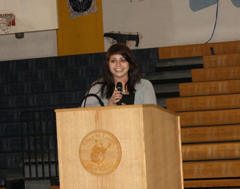 Anna Gutierrez gives her campaign speech. /Hana Etcheverry • The Brand