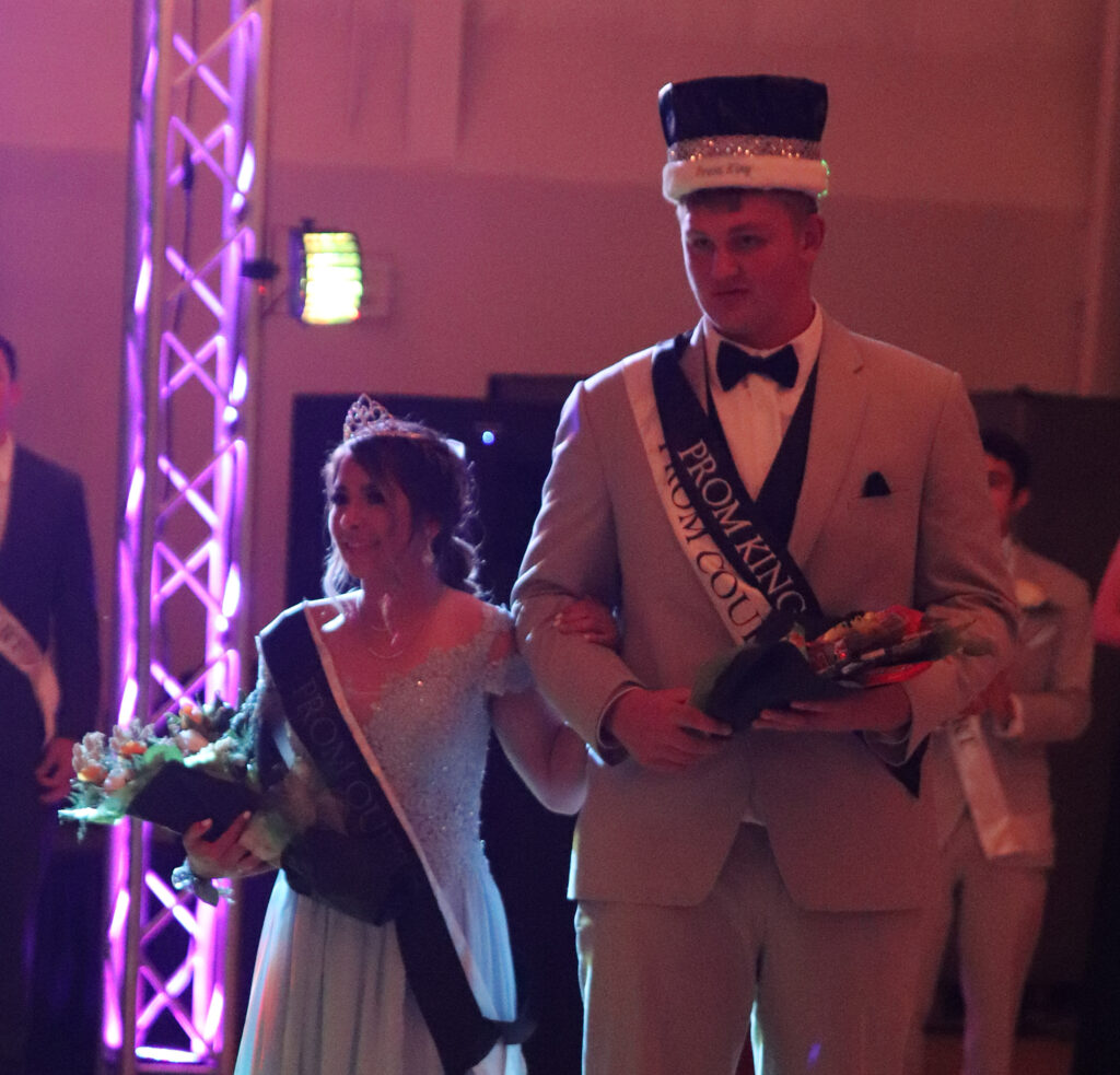 Prom Queen Alexus Gomez and prom King Shane Mattson./Lisa Scott • Winnada