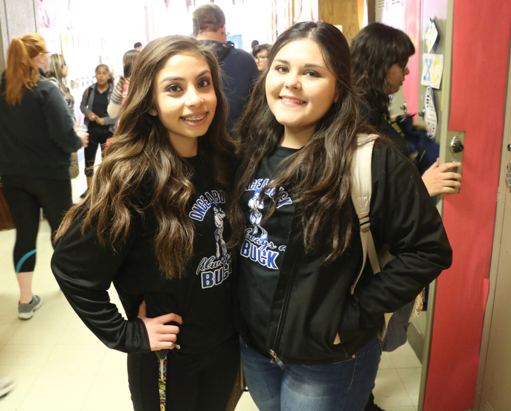 Mayte Castellanos and Melanie Gomez support black out day./Chance McAllister •The Brand