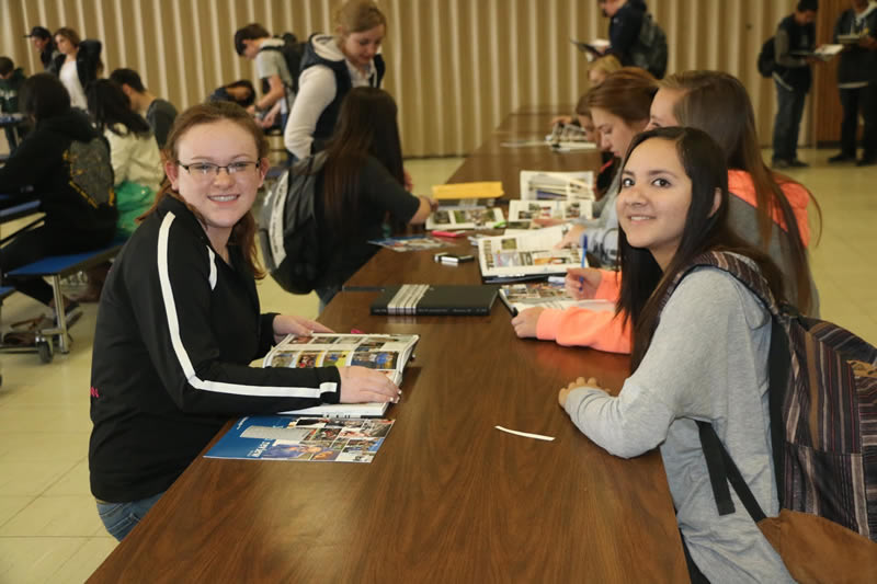 Students meet for end of year signing party