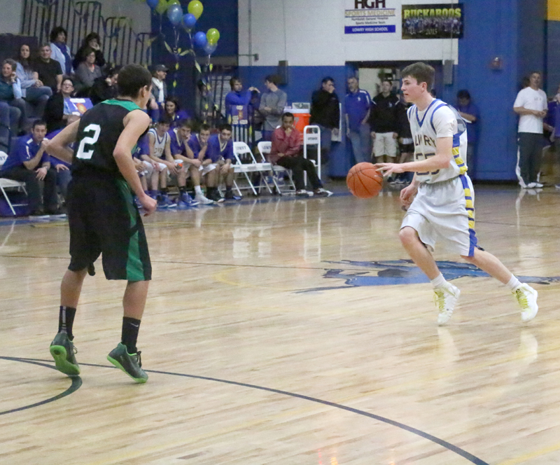 Brady Lange setting up a play./Dani Ricker  • The Brand