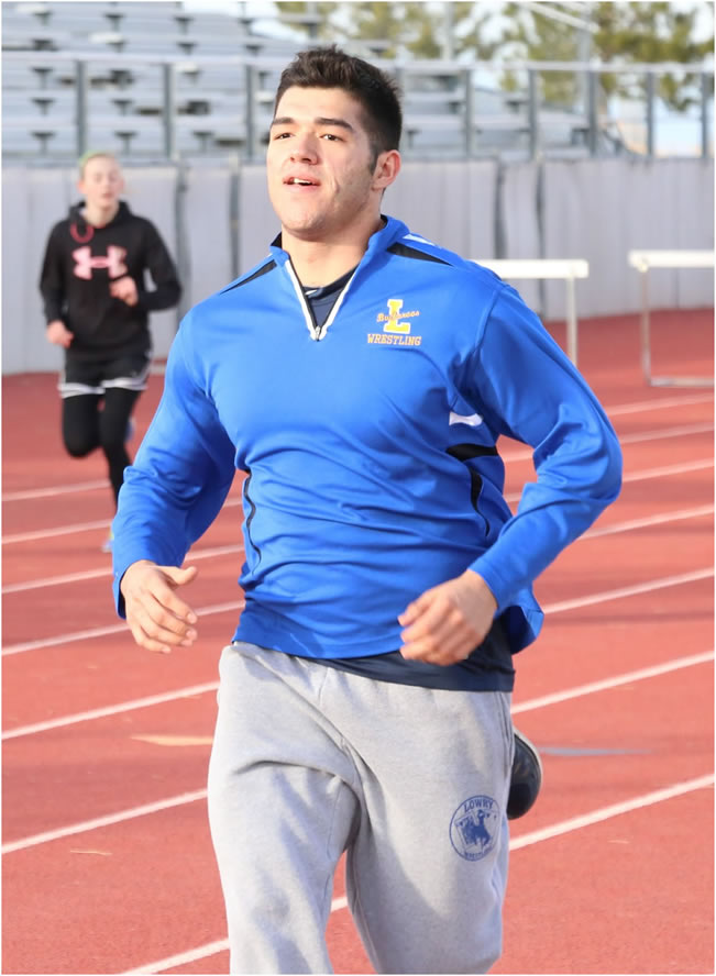 Student-Athlete of the Week: Kelvin Meza