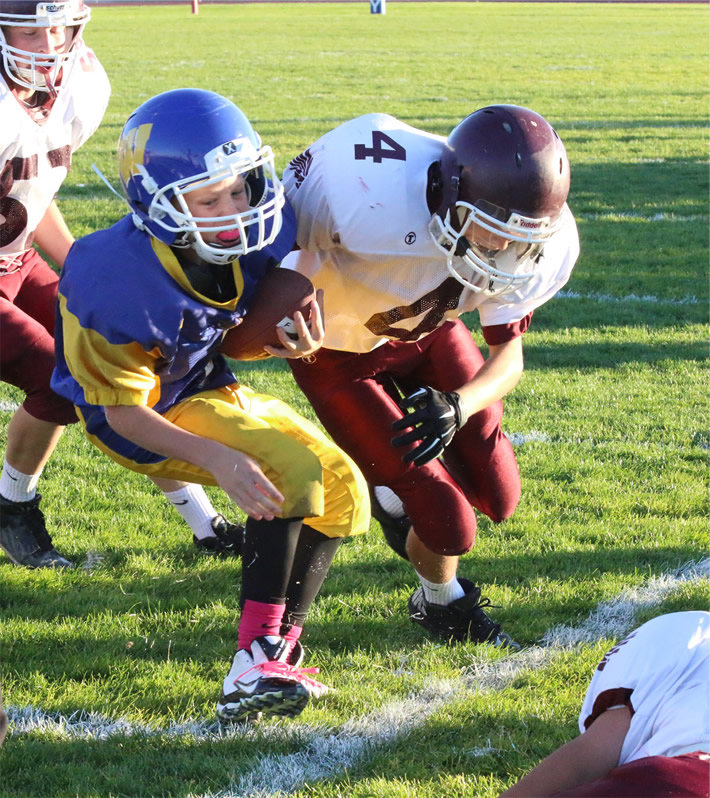Matthew Souza runs the ball./Ron Espinola • The Brand