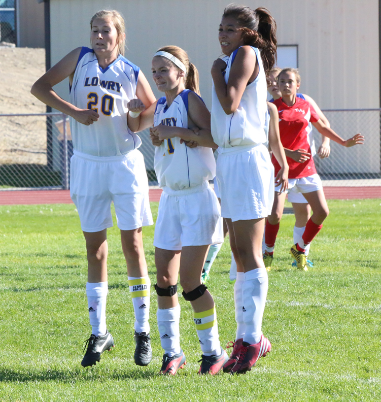 Trista Furrh, Mckenna Jones, Alexis Mendoza./Ron Espinola • The Brand