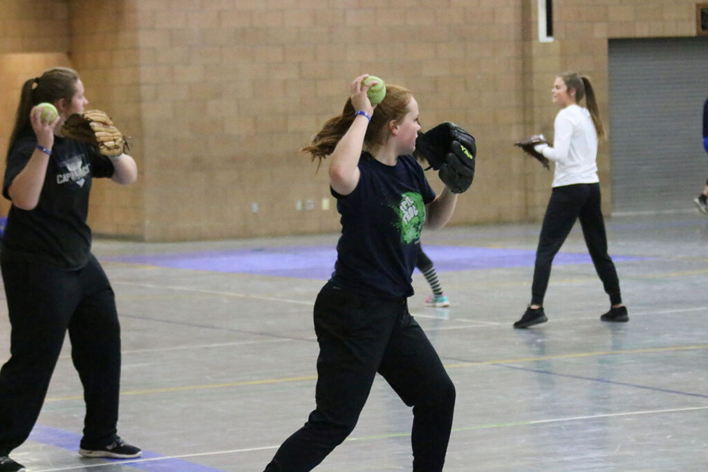 Sierra Maestrejuan getting ready to throw the ball./ Ron Espinola • The Brand