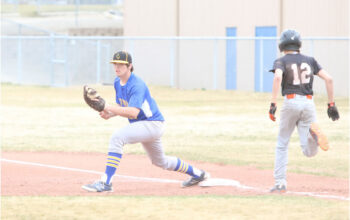Josiah Chapman at first base./Ron Espinola • The Brand