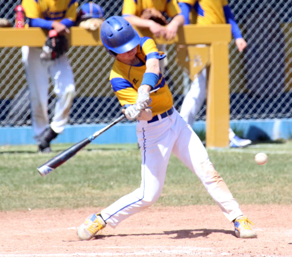 Brooks Bergenheier swings the bat./Ron Espinola• The Brand