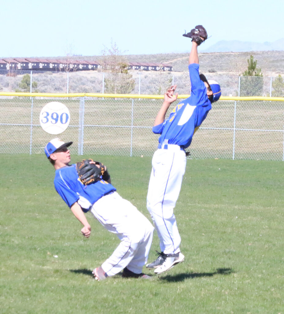 Luis Duarte makes a catch./Ron Espinola • The Brand