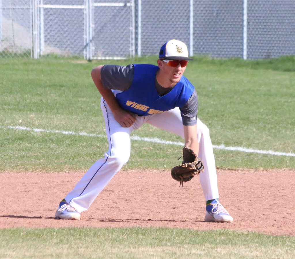 Ren Mattson gets ready at first base./ Ron Espinola • The Brand 