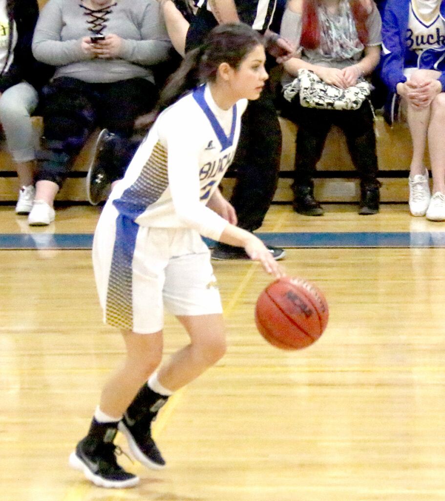 Kepa Bengochea dribbles up court./Peyton Capellen • The Brand