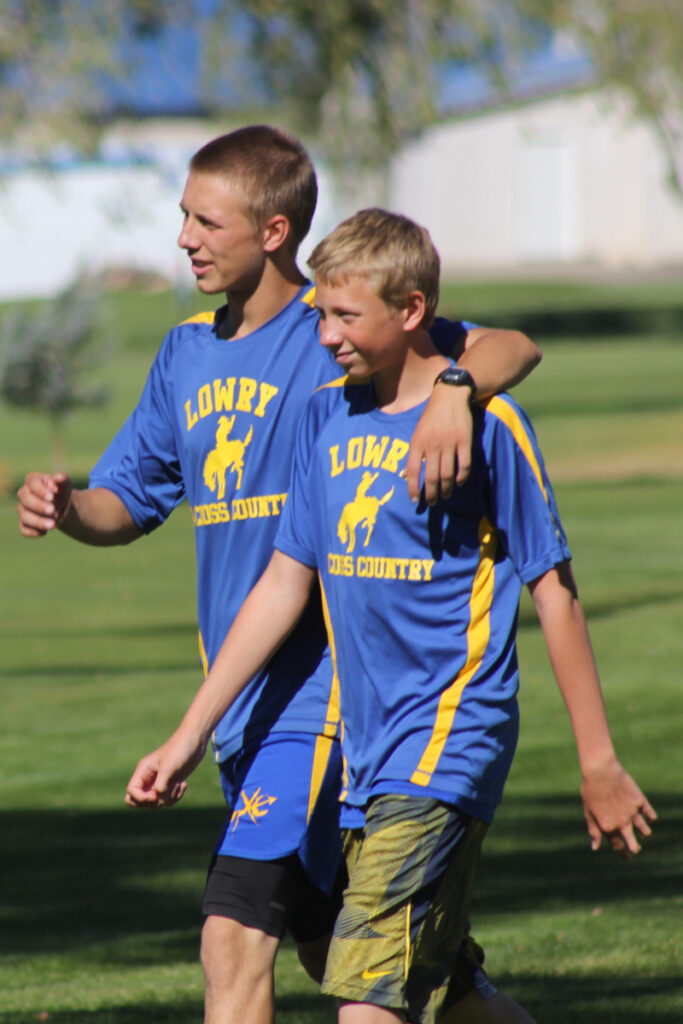 Joe Gildone (L) and Caden Rorex (R) before a race./Alily Kliewer • The Brand