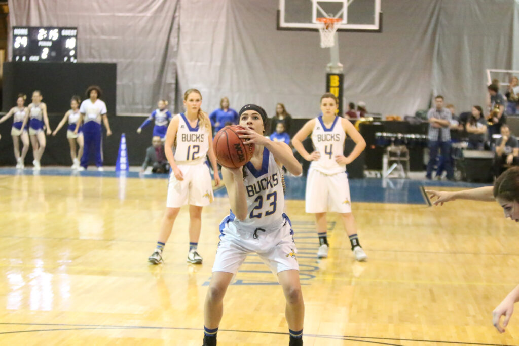 Kenadee Jeppsen shoots a free throw./Dylan Kalkoske • The Brand