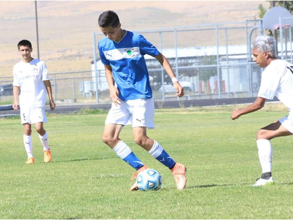 Student-Athlete of the Week: Adrian Mendoza