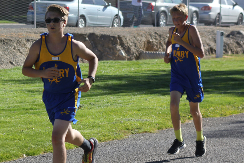 Two Lowry runners on the course./Alily Kliewer • The Brand