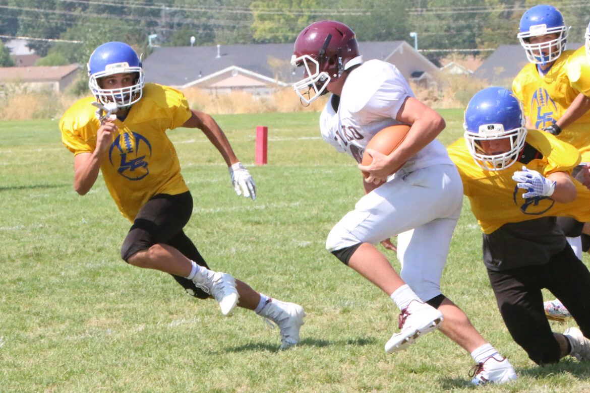 Junior Varsity football loese to Elko 19-18