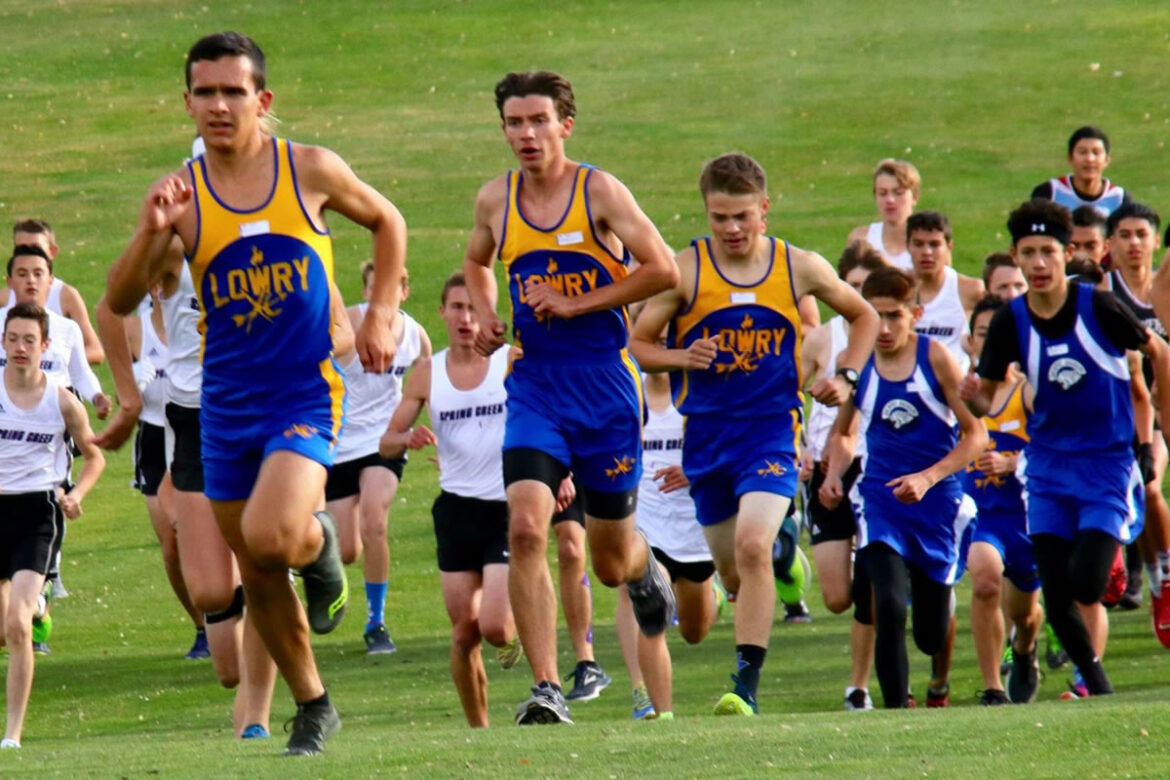 Varsity cross country finds success at home meet