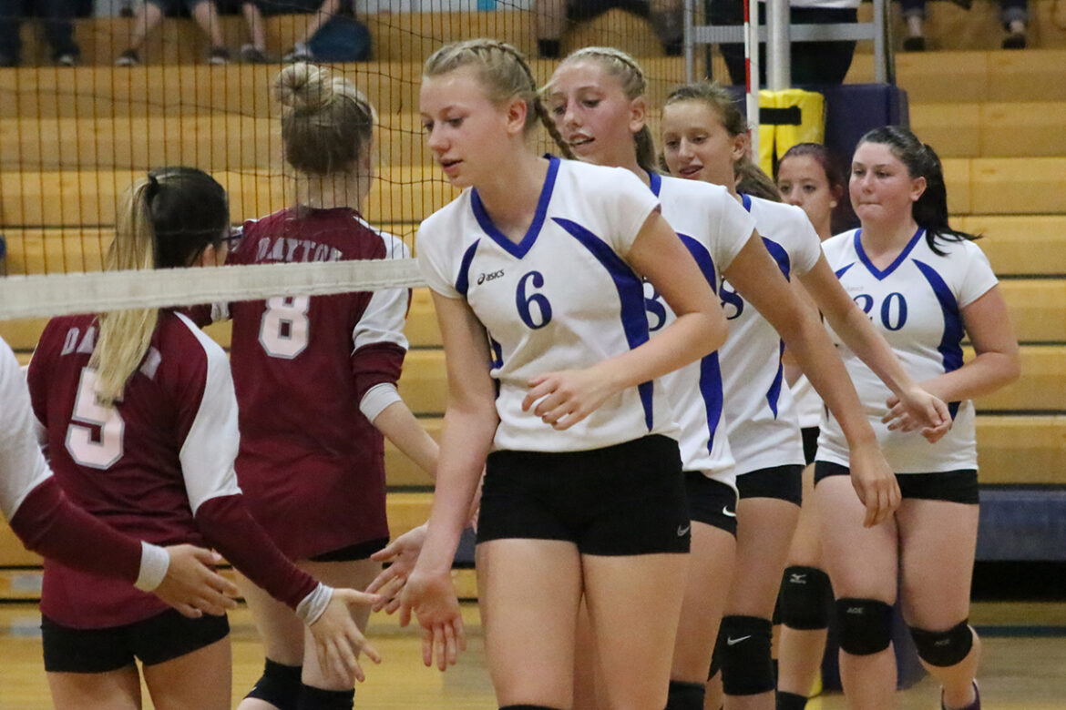 Freshman volleyball end season with a tough loss