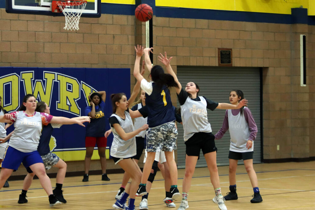  Mia Hernandez (1) shoots the ball./Ron Espinola • The Brand