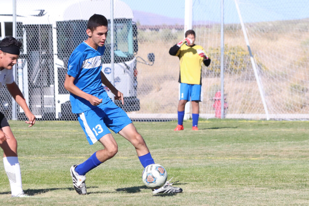 Ivan Roa dribbles the ball./Isaac Garcia • The Brand