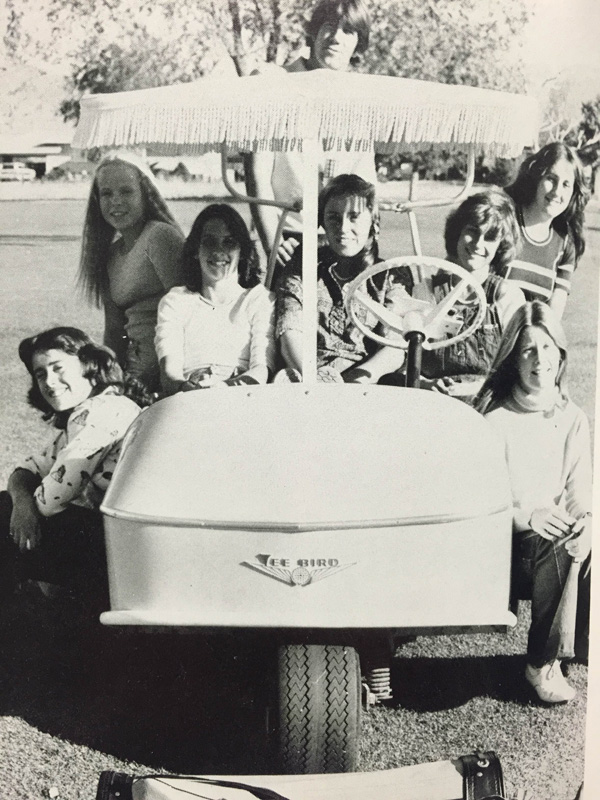 The 1976 Lowry’s girl's golf team. RIGHT: The 2014 Lowry girl's golf team. /Courtesy •  Winnada 